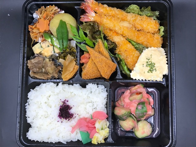 海老フライ弁当2