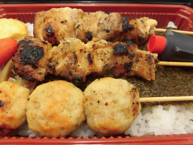佐藤やきとり弁当2