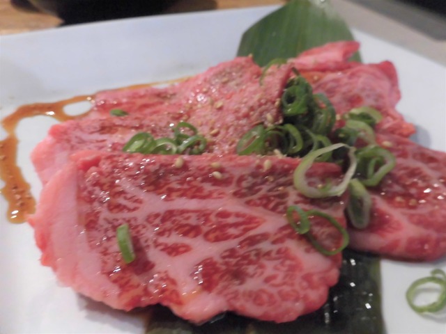 天山閣特上カルビ