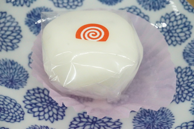ケーキ屋さんのフルーツ大福いちご