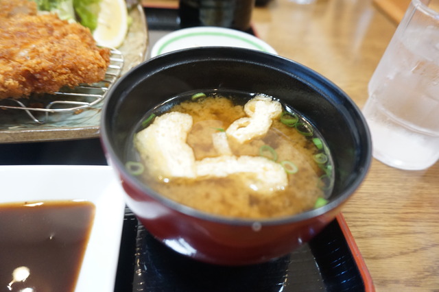 厚切りロースカツ5