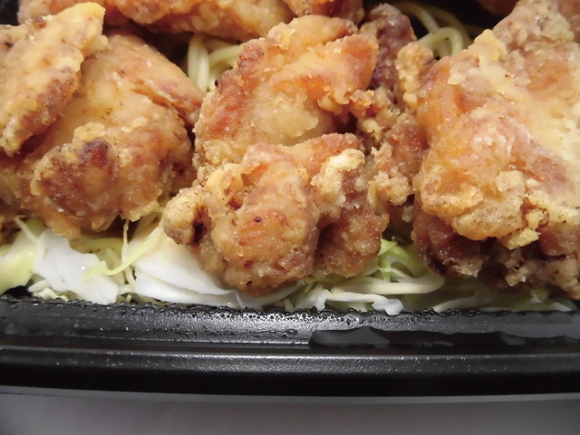 満足から揚げ弁当momo1