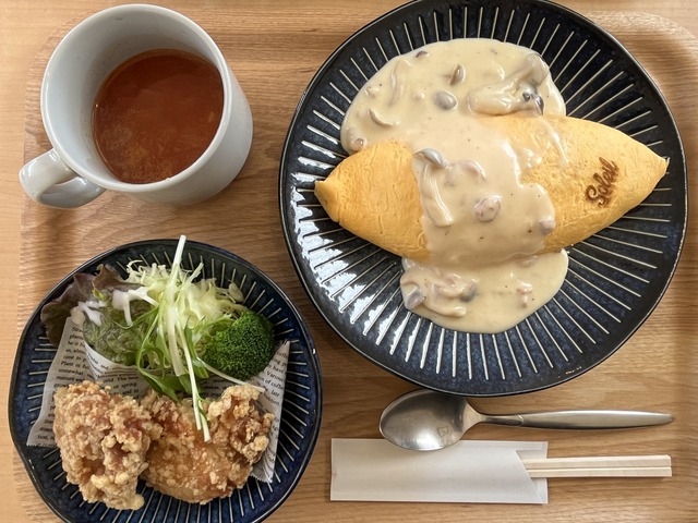 まけてるオムライスランチチキンクリーム1-1