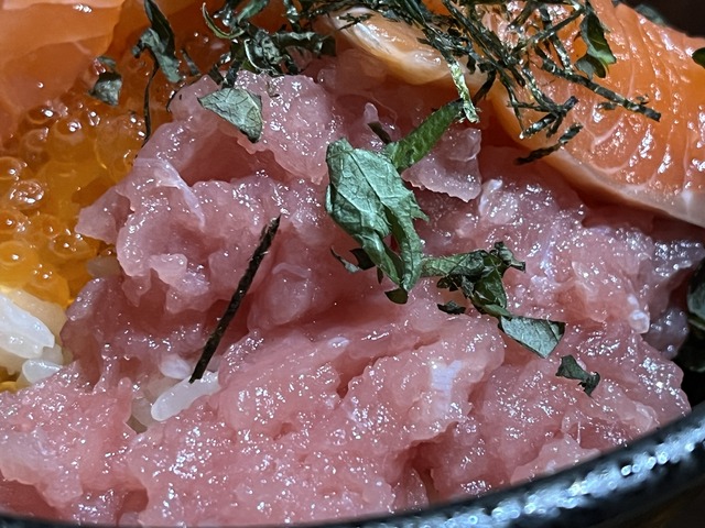 128