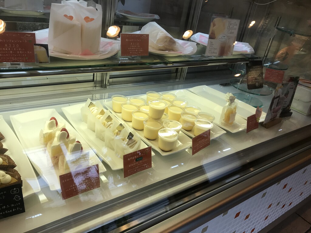 徳島市末広町 アプリコティーヌ 徳島パンとスイーツと