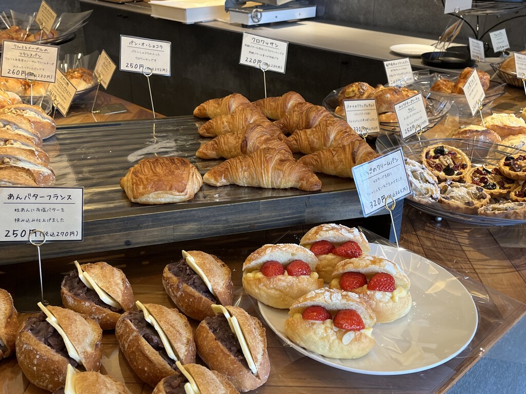 徳島市大原町】Caprice カプリス : 徳島パンとスイーツと♬