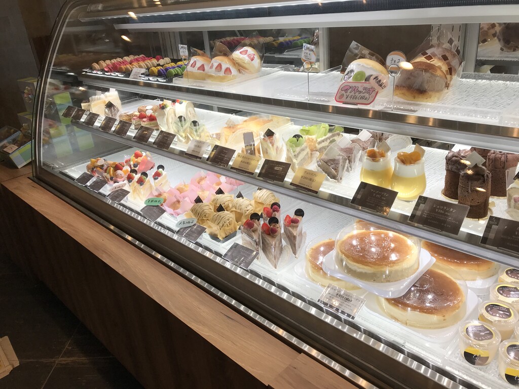 板野郡藍住町 パティスリーもりん 藍住店 徳島パンとスイーツと