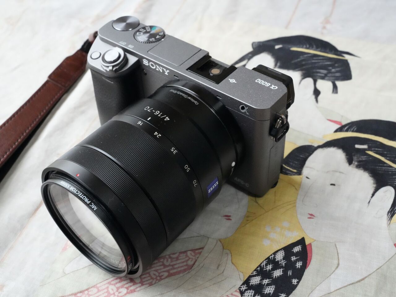 SONYミラーレスカメラα6000グラファイトグレー、3台目を購入 SONYミラーレスカメラα6000グラファイトグレー、3台目を購入
