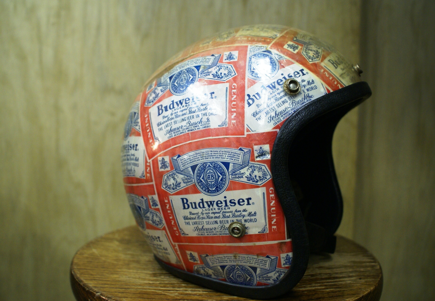 Budweiserビンテージヘルメット Vintage Budweiser Beer Bobber Motorcycle Helmet Pro-Tec