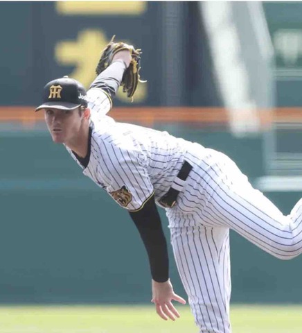 阪神・ルーカスが堂々の甲子園デビュー！３回無失点、最速１５３キロ　ネビンのバット折る　“侍斬り”に続く快投