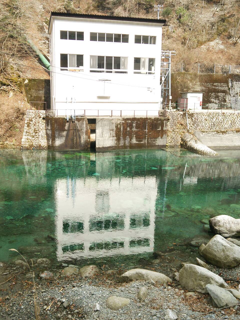 神奈川珍道中 丹沢湖の秘境 神秘のエメラルド湖を探せ クラウザー 世の珍道中 神奈川珍道中 丹沢湖の秘境 神秘のエメラルド湖を探せ クラウザー 世の珍道中