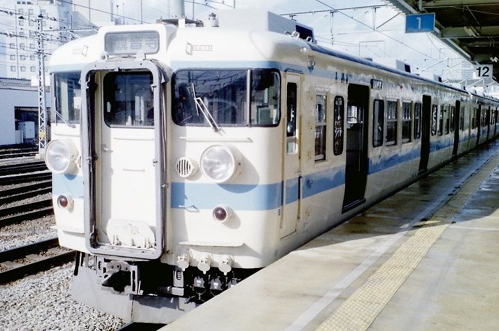 フィルムギャラリー(111)～JR四国・111系 : ゲイの鉄道マニア