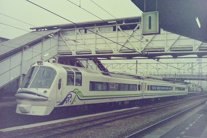 ゲイの鉄道マニア カシオペアの個人的趣味シャベレ場 フィルムギャラリー 35 Jr西日本 ジョイフルトレイン リゾートサルーン フェスタ ゲイの鉄道マニア カシオペアの個人的趣味シャベレ場 フィルムギャラリー 35 Jr西日本 ジョイフルトレイン リゾートサルーン フェスタ