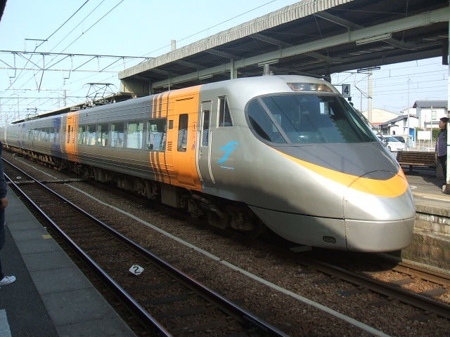 ゲイの鉄道マニア カシオペアの個人的趣味シャベレ場 10年04月06日