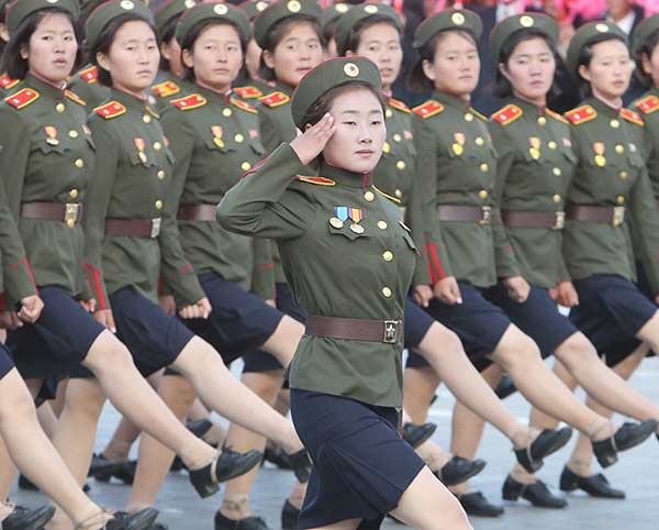 北朝鮮の女兵士が結構可愛いｗｗｗｗｗｗｗｗ 画像あり W