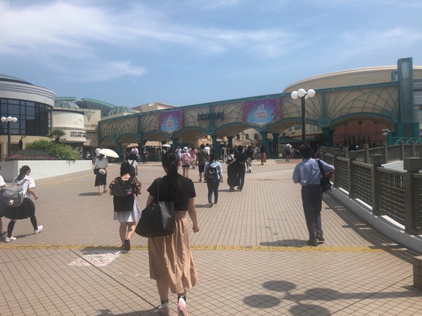 ワイ ぼっちでディズニーシー行く 画像あり W