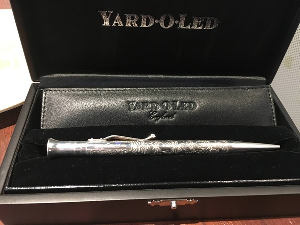 クソかっこいいシャーペン買ったったwww 画像あり W