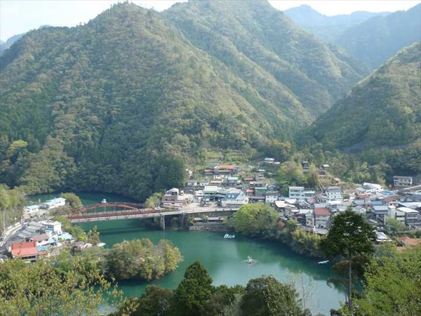 Totsukawa_spa_town_2011_R