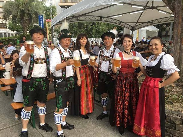 世界最大のビール祭り オクトーバーフェスト 始まる 画像あり W