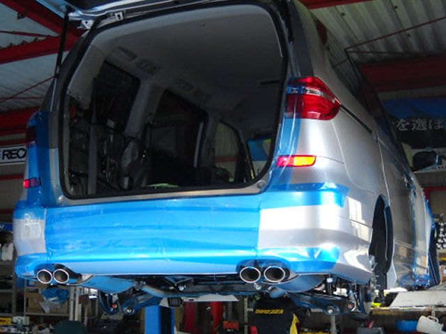エリシオンプレステージ 車高調キットの取付 ガレージバウムの作業日記