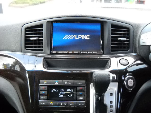 ALPINE X800 E52 エルグランド ナビ |