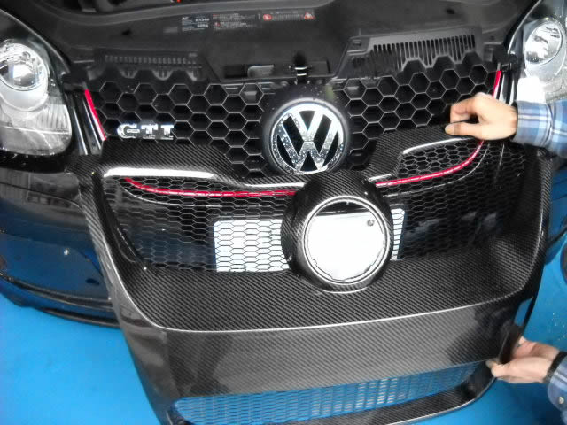 ゴルフ5 GTI フロントグリル