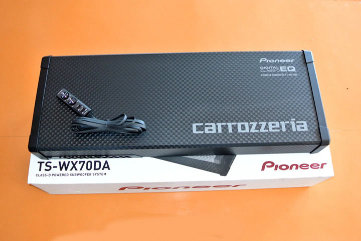 カロッツェリア　サブウーファー　TS-WX700A カロッツェリア サブウーファー TS-WX700A！