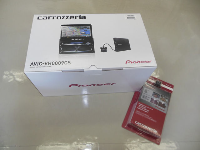 日産キューブ カーナビの取付 タイヤ交換 ガレージバウムの作業日記