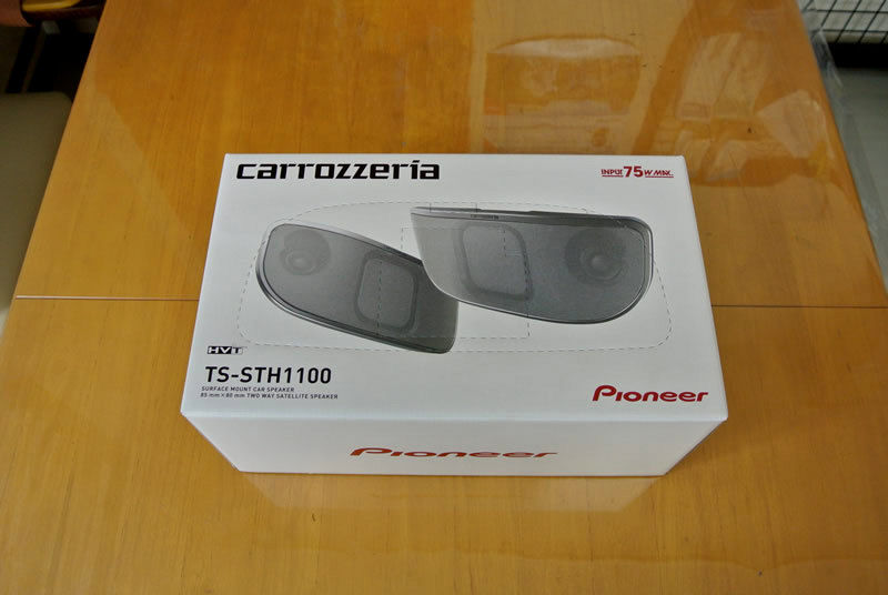 レガシィツーリングワゴン：カーナビ＆サテライトスピーカーを装着しま