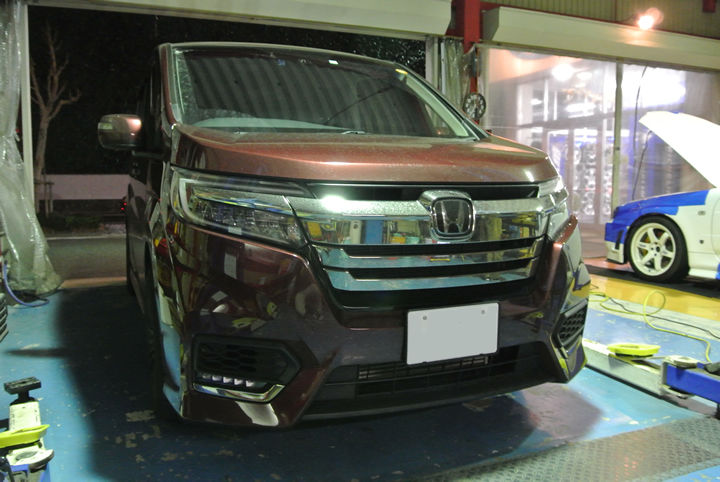 車中泊仕様ステップワゴン走行距離は183300ですが3000Km毎にエンジン