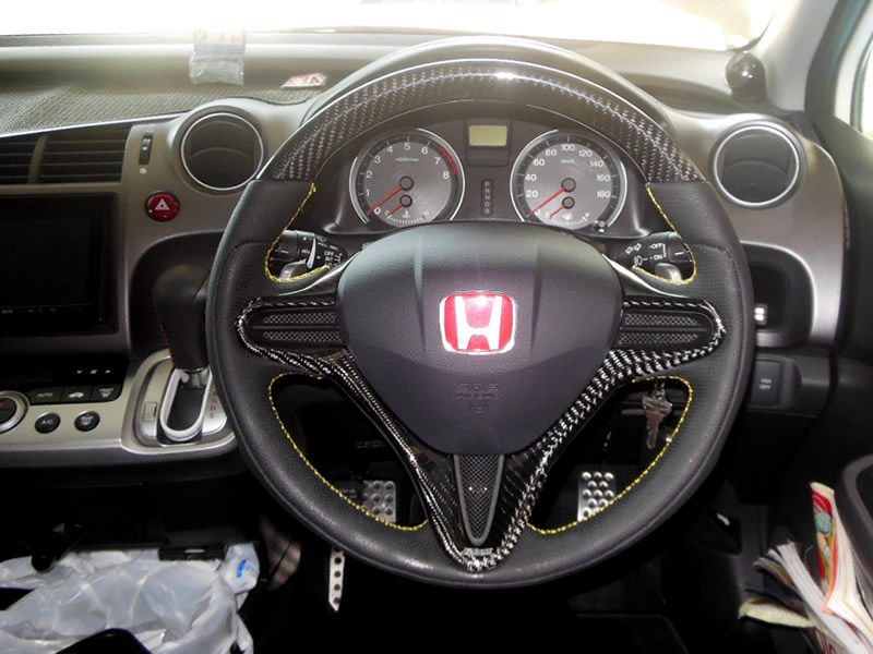 ホンダストリーム スポーツステアリングに交換しました ガレージバウムの作業日記