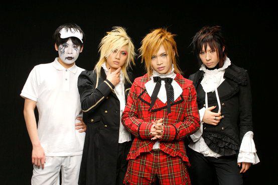 ゴールデンボンバーの歴史 アー写まとめ ゴールデンボンバーまとめたぬ