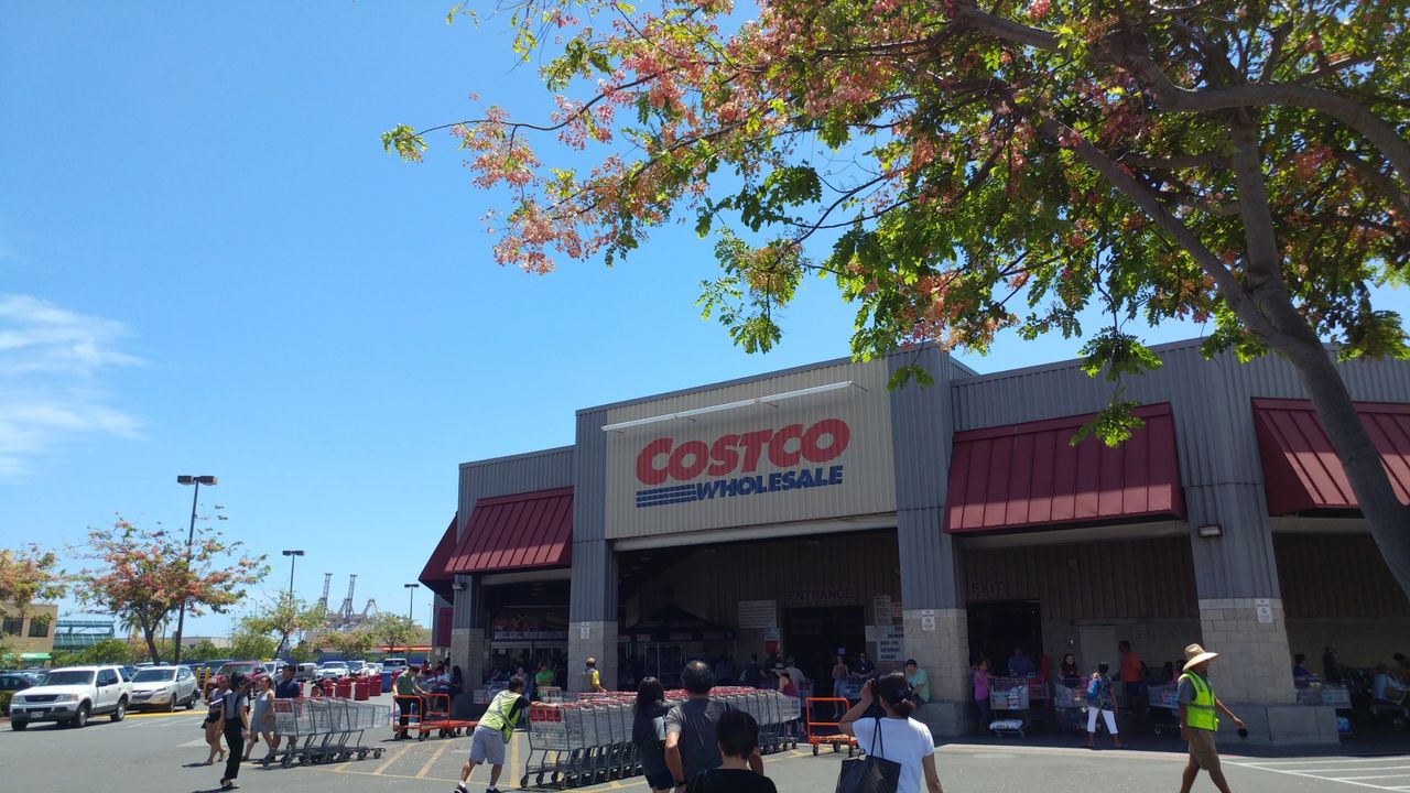 ハワイ滞在記 1日目 ハワイに到着していきなりの絶景は友人宅で キャンプとカブで遊びたい