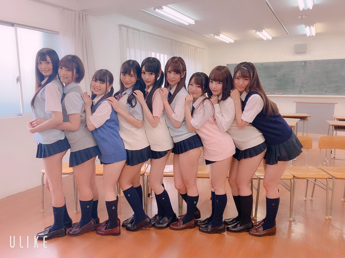 全裸女子高生集合写真 画像】JKが教室で集合写真 全員エッチ好きそうｗｗｗ : げ～せわニュース速報！！