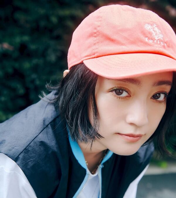 安達祐実、「妖精のよう」透明感あふれるノースリーブ姿に「可愛すぎて神」ファン歓喜