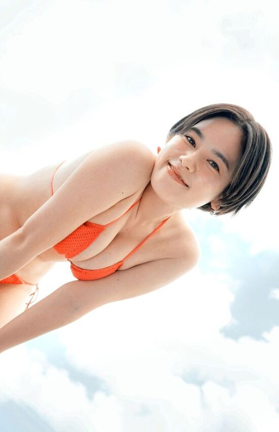 筧美和子(30)、原点回帰の水着ショット　7年半ぶり写真集発売「本当にウソはない」