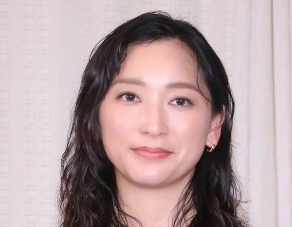 女優・杏、パリでは外に洗濯物を干せないと明かす「浴室乾燥はあるんですか？」の声に言及
