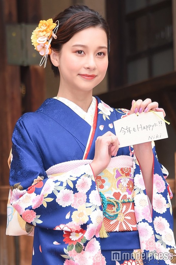 1IMdiMgdP56EGlJVJmAgN_USnZABnvDuml6DiSNTGxY