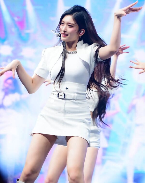 ezgif-826be8952b042d41