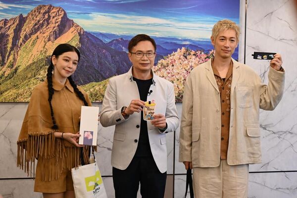 ビビアン・スー、ディーン・フジオカと30年ぶり再会「私が10歳のときですね」