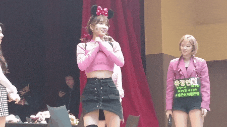Gif 声優 内田真礼さんのムチムチニーハイパンチラ動画 げ せわニュース速報 Gif 声優 内田真礼さんのムチムチニーハイパンチラ動画 げ せわニュース速報