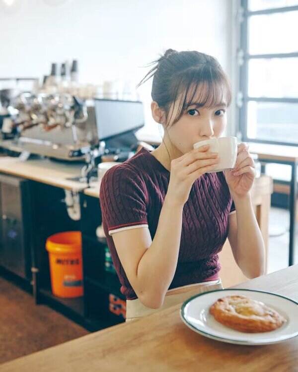 ezgif-1f9e3598b3d95ffc