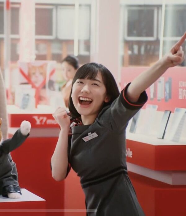 ezgif-20e6c6bf8db2d8