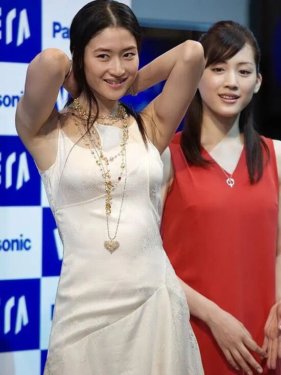 ezgif-726af9257fb43b