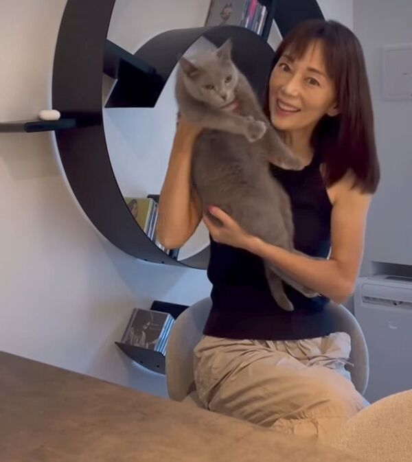 テレビから消えた女優　葉月里緒奈(50)、近影が衝撃の美しさ　透明感溢れる美白肌