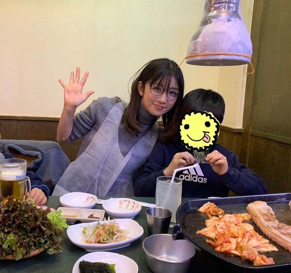 【画像】小倉優子、新大久保で韓国料理を堪能「サムギョプサルの焼きキムチが好きでもす」