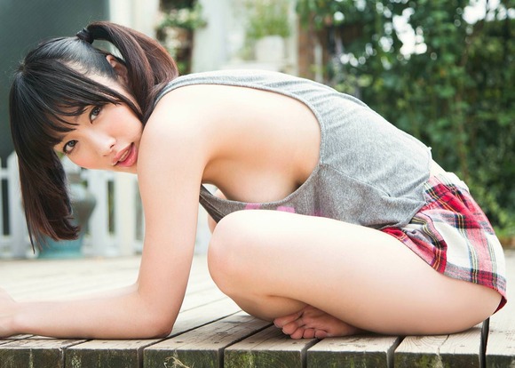 【画像】女の胸の膨らみって本当エロいよな？ 8