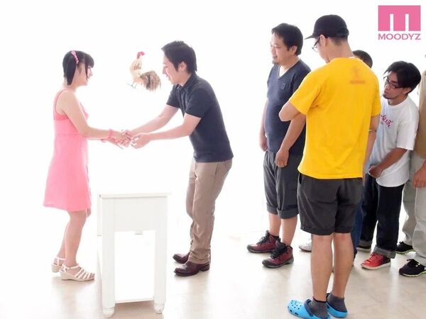 ezgif-684a732d6d3e0504