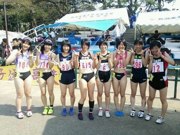 陸上部JK「胸がAカップから急にEカップになって走るたびに胸が揺れて本当にしんどい…」 6