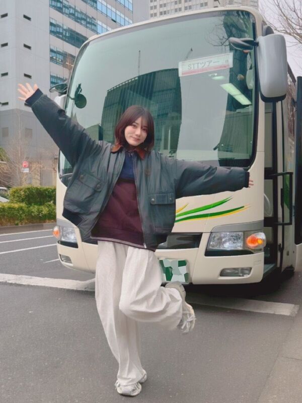 AV女優のバスツアーの食事が豪華！キッコーマンの烏龍茶を出したどこぞのアイドルとは大違い 8